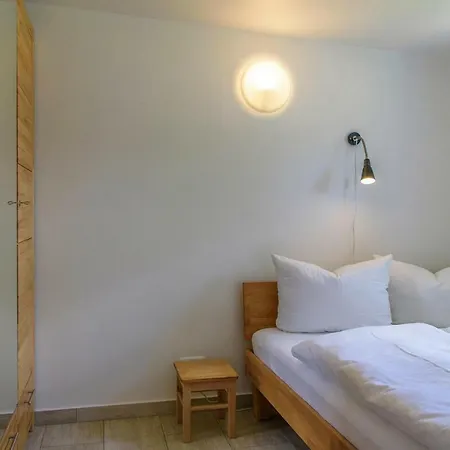 - Dbs031002-jya Apartment